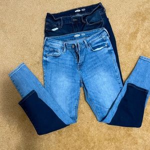2 for 1 Old Navy Rock Star Super Skinny Mid Rise